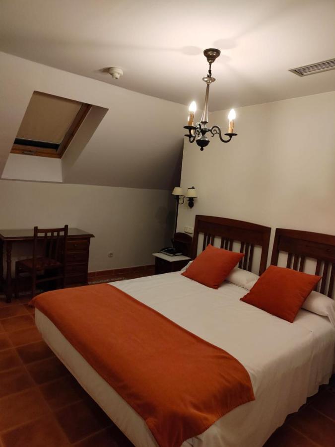 La Posada De Pradorey Ventosilla エクステリア 写真